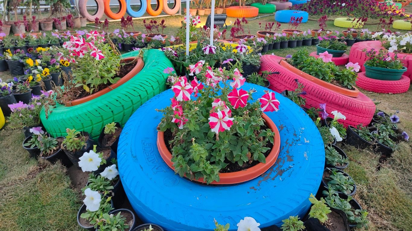 How to Design a Pinterest-Worthy Hobby Farm Garden