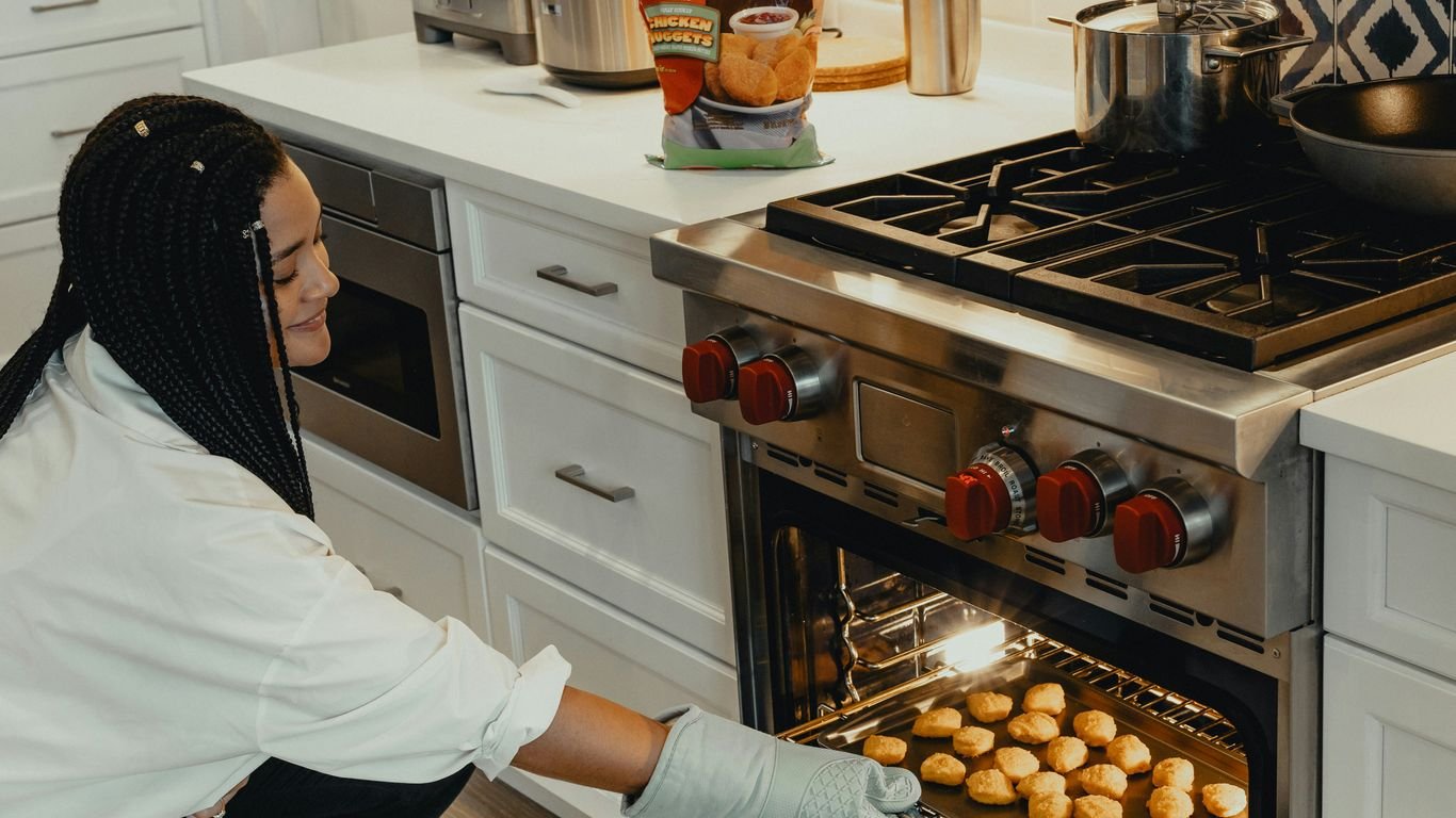 How to Make Money With Cottage Food Laws (Legally!)