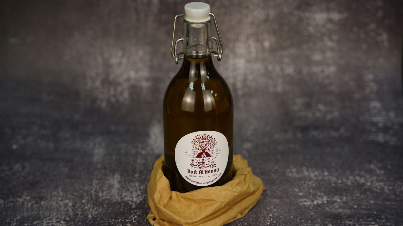 The Beginnerâs Guide to Making Homemade Vinegar
