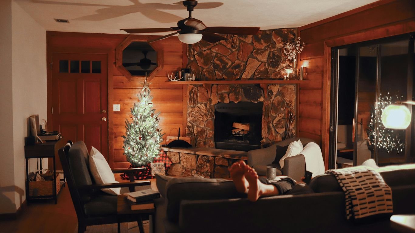 How to Create a Cozy Christmas Homestead Aesthetic on a Budget