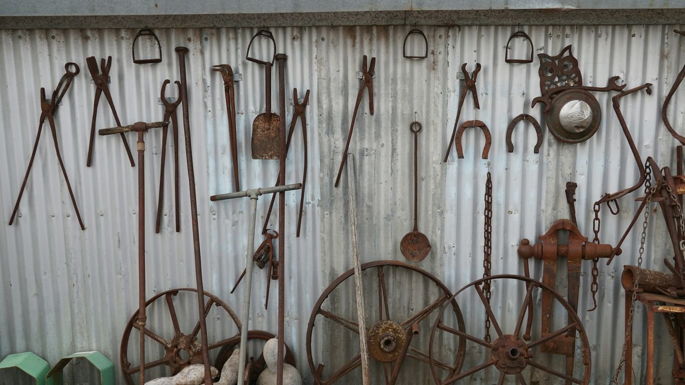 The Ultimate Year-Round Garden Chores Checklist